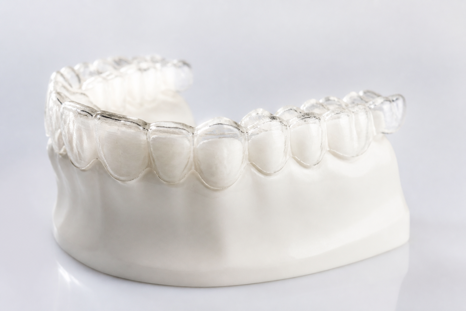 Trajtime ortodontike (invisalign)